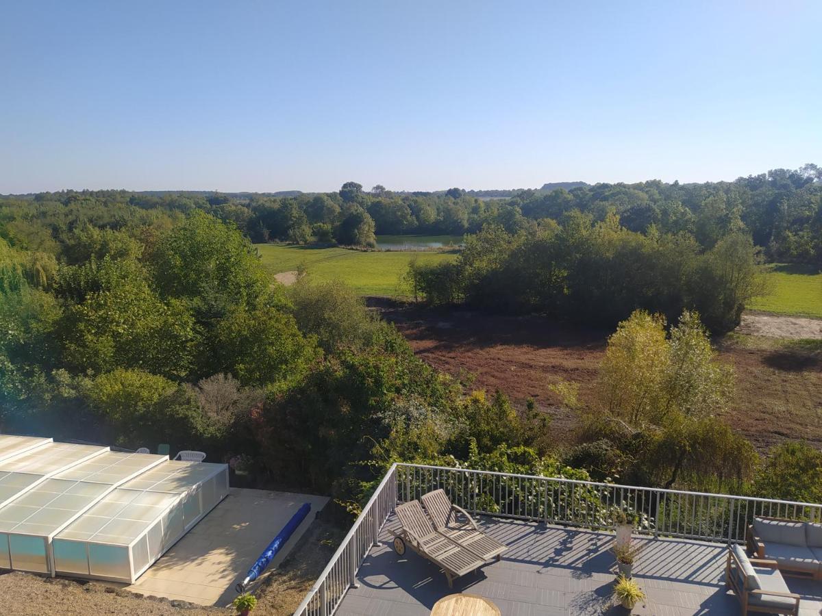 Gite La Pironniere - Piscine, Nature, Au Bord De La Riviere Montreuil-sur-Maine Eksteriør bilde